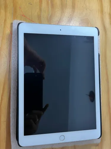 IPAD 6ª GERAÇÃO - 128GB - PRATA