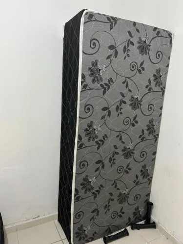 Cama de solteiro