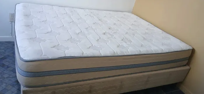 Cama box casal