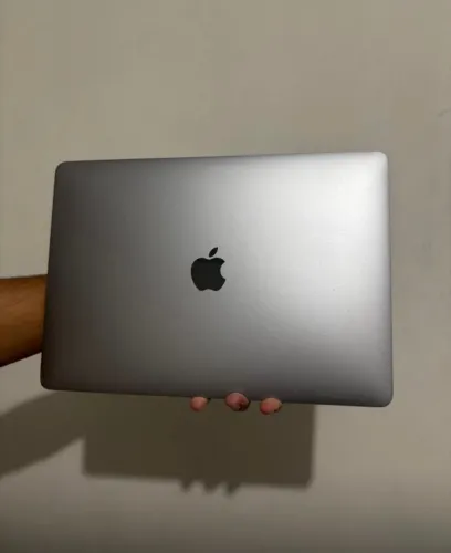 Macbook Pro 2020| i7 | 32GB RAM | 512 SSD