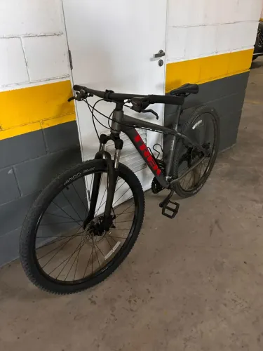 Bicicleta MTB Trek Marlin 4 - TAM M