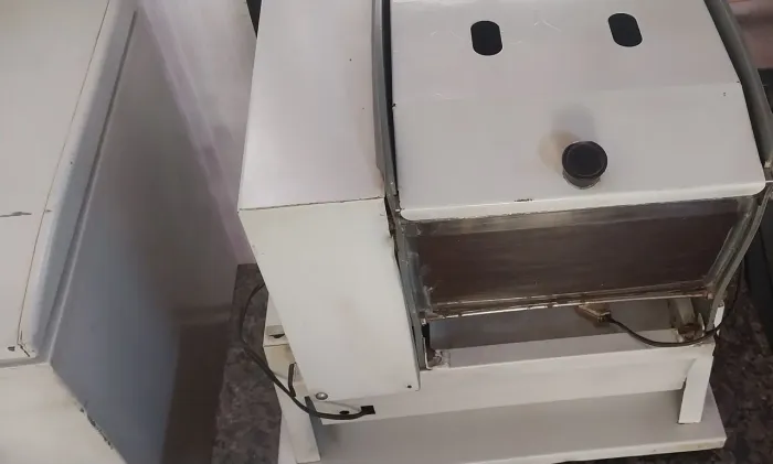 Vendo itens de padaria ou pizzaria(leia o anúncio)