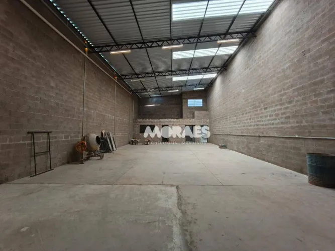 Barracão para alugar, 235 m² por R$ 4.000/mês - Tangarás - Bauru/SP