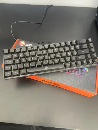 TECLADO GAMER BLACK NOIR