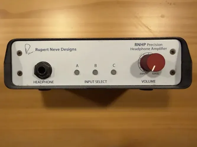 Amplificador de headphones RNHP (Rupert Neve Designs)