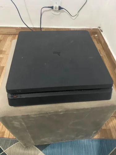 Ps4 semi novo