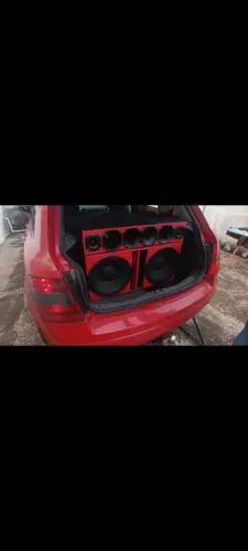 Vendo som automotivo