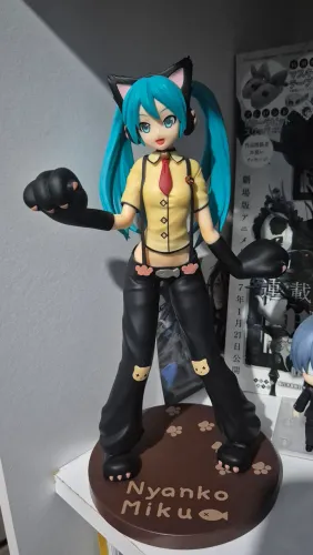 Hatsune Miku Nyanko Figure Original