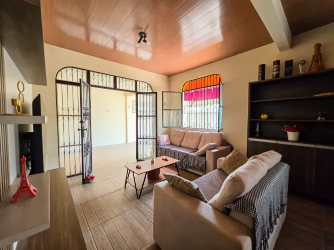Casa à venda, Conj Manauense, 212 M², com 3 quartos, Nossa Senhora das Graças, Manaus