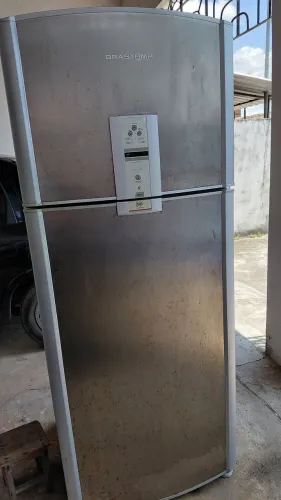 Geladeira com defeito