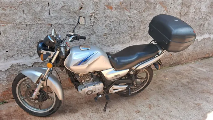 Suzuki yes 2007