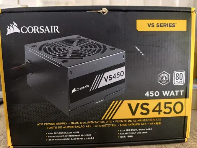 Fonte Corsair VS 450 na Caixa