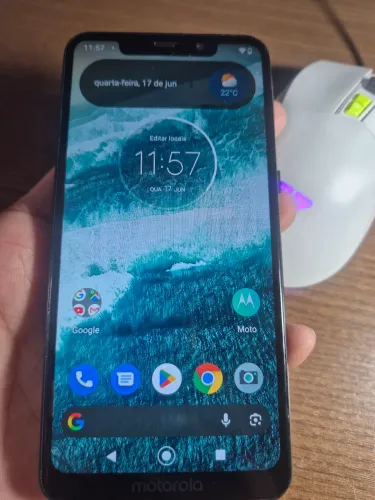 Motorola Moto One