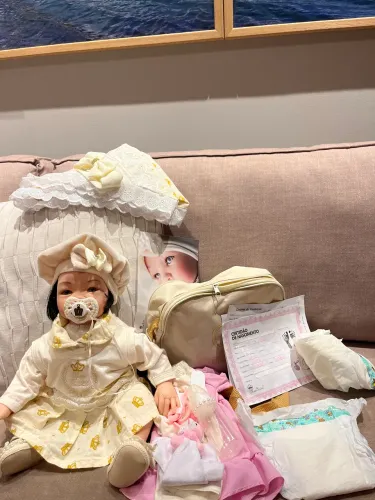 Bebê Reborn Realista completo 