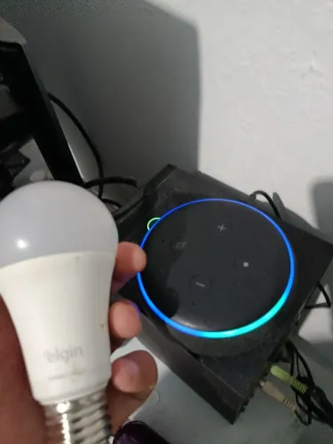 Alexa Eco Dot com Lampada Smart