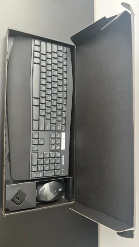 Combo Teclado e Mouse sem fio Logitech MK850