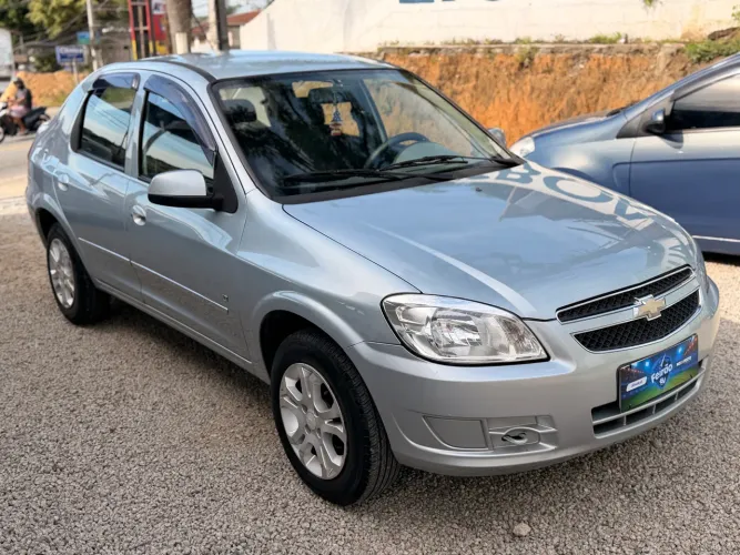 Chevrolet Prisma Sed. Maxx/ LT 1.4 8V Econof. 4P 2012