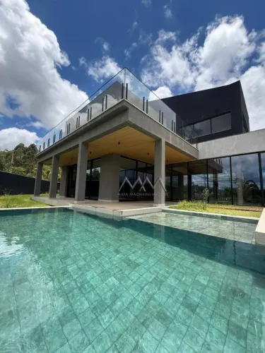Casa para locação no Costa Laguna | 365 m² - 4 suítes