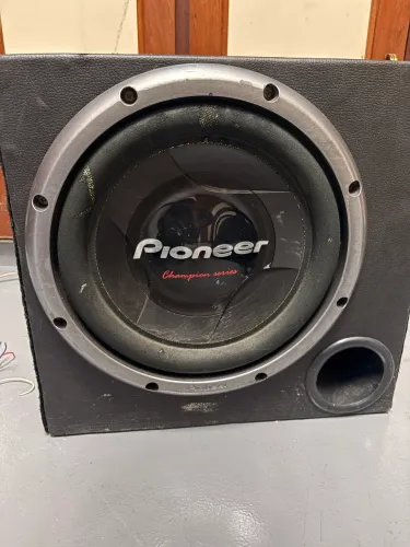 Caixa selada pioneer 10?