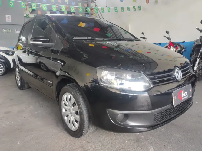 Volkswagen Fox 1.0 MI Total Flex 8V 5P 2014