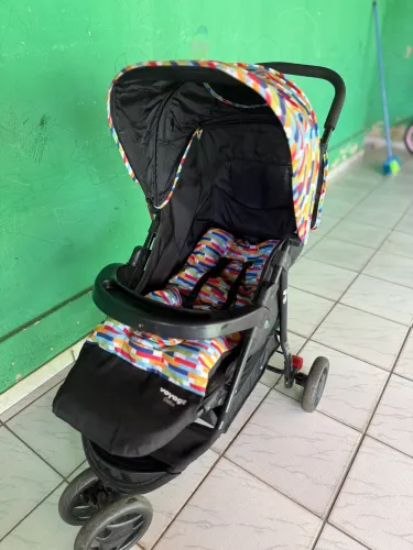Carrinho de Bebê Voyage