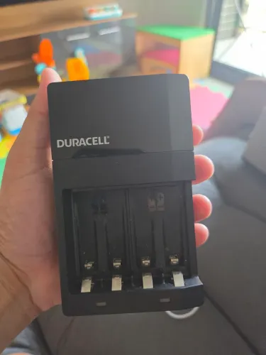 Carregador de pilha carregável DURACELL
