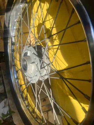Roda e Pneu Raiado CG 150