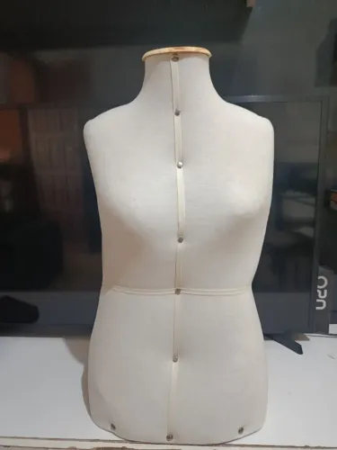 Vendo manequim feminino para modista