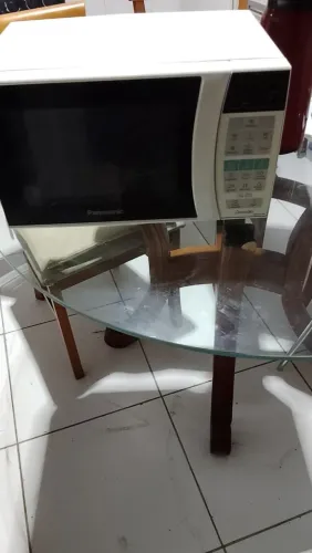 Vendo microondas funcionando perfeitamente 