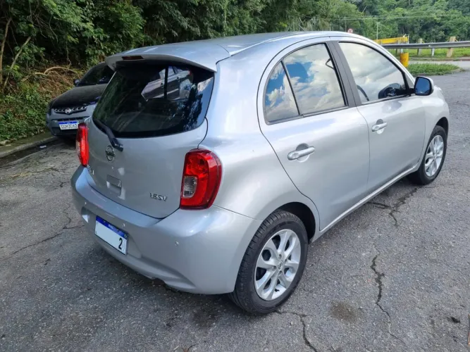 Nissan March SV 1.6 16V Flexstart 5P Mec. 2018