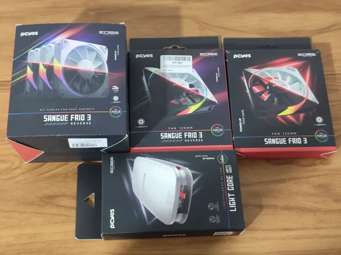 Kit 4 fan + 1 fan Reversa + 1 Controladora Modelos: Pcyes Sangue Frio 3 White Ghost