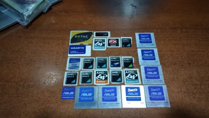 24 etiquetas adesivas de processadores e placas para coleção