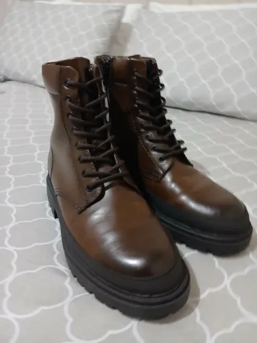 Bota zara tamanho 40