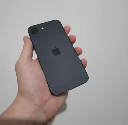 Troco iPhone 16 e por iPhone Pro ou pro Max 256g