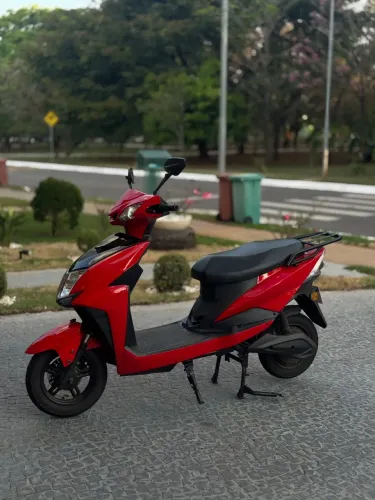 Scooter elshaday vermelha