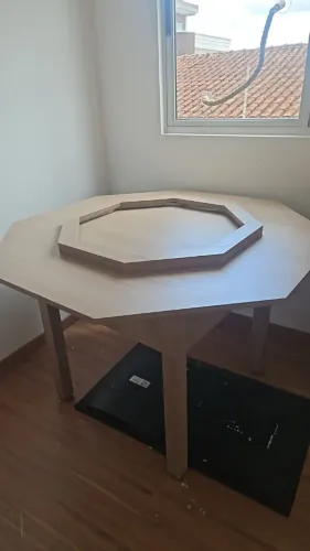 Mesa octogonal para jogos de tabuleiro, com LED imbutido - DESMONTADA