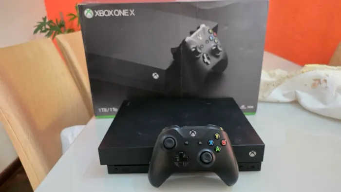 Xbox One X 1TB Preto + Controle OXbox One X + Controle Original