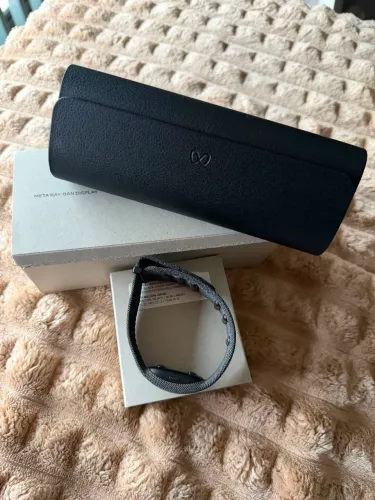 Meta Ray-Ban Display + Neural Band ? Original