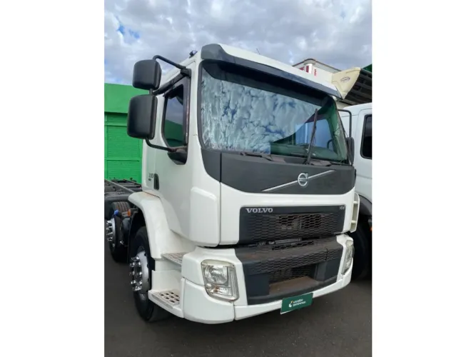 Volvo Vm 330 2021
