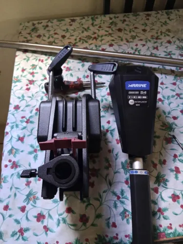 Comando e cavalete do motor de popa elétrico Phantom 54lbs 