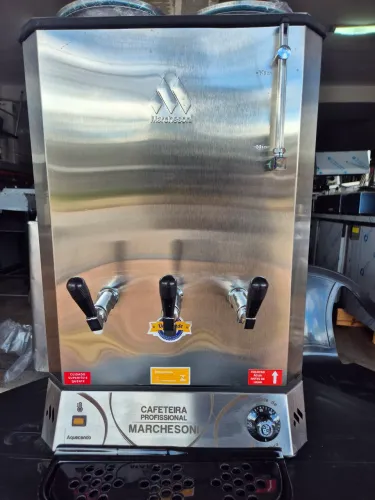 Cafeteira profissional marchesoni com 2 reservatórios NOVA 