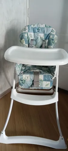Cadeira de alimentação