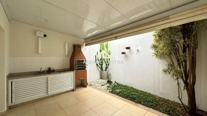 Sobrado com 3 quartos sendo 1 suíte com closet e varanda para venda ou aluguel no Jardim E