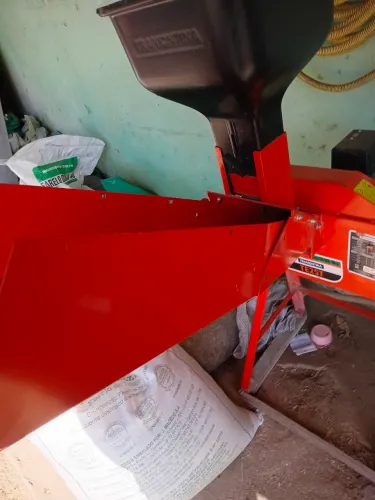 Vendo Forrajeira/seminova