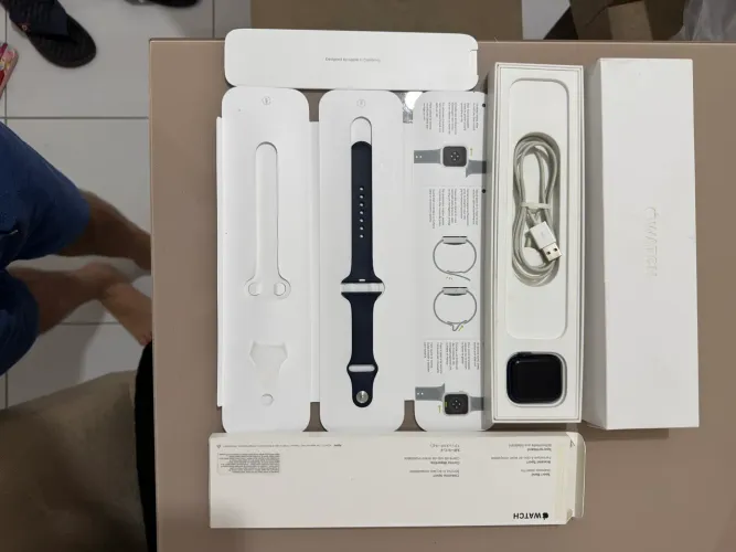 Apple Watch Series 6 44mm - OBS: LEIA