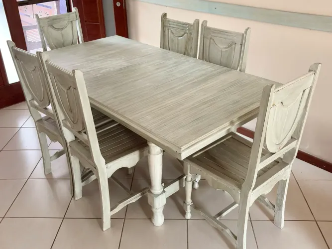 Mesa de Madeira em Patina 6 Lugares