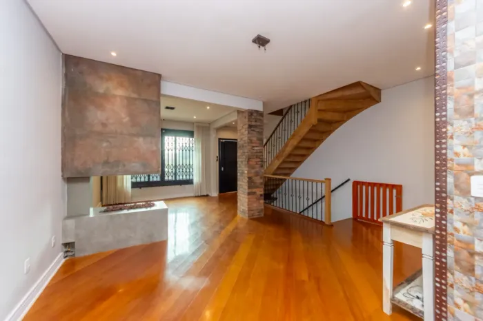 Casa para venda em Vila Clementino com 3 quartos, sendo 1 suíte, 297m²