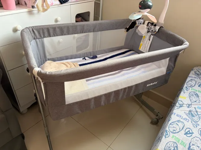 Berço Portátil Sleep 3 em 1 Moisés Co-bed Acopla na Cama Cinza Kababy