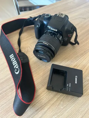 Câmera cânon rebel T3