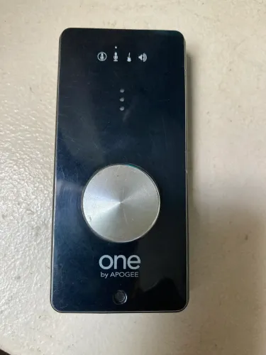 APOGEE ONE 500 reais